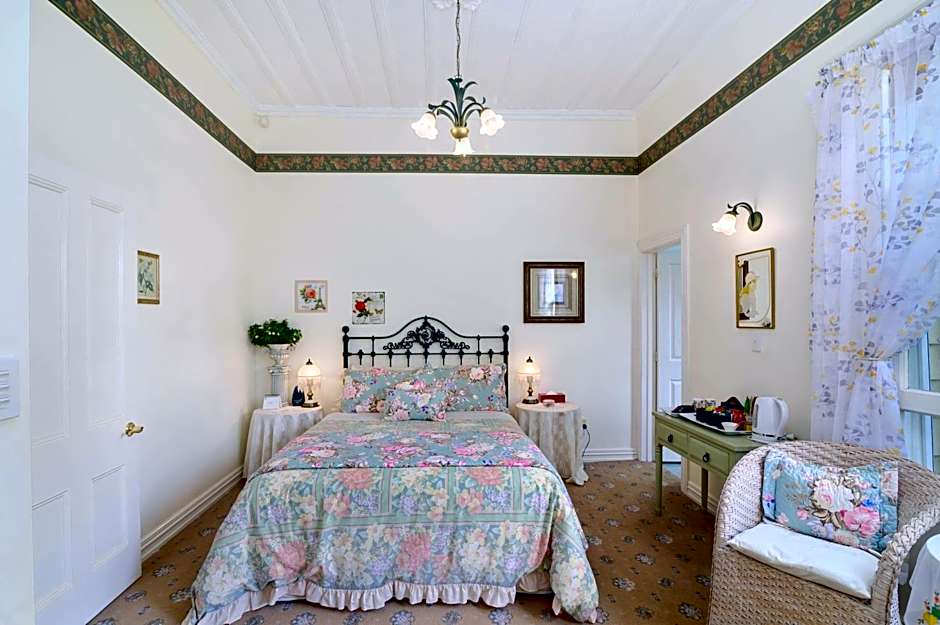 Country Villa Estate