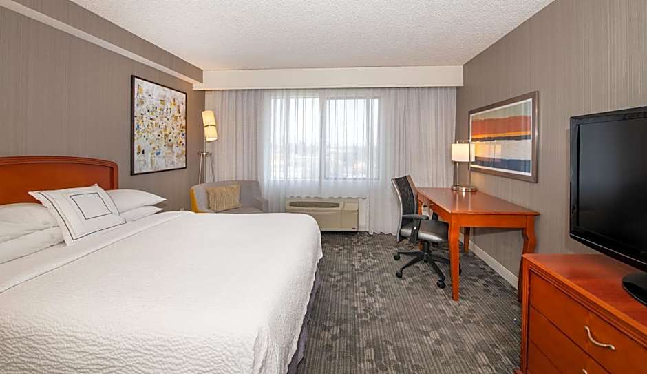 Courtyard by Marriott Newark Silicon Valley
