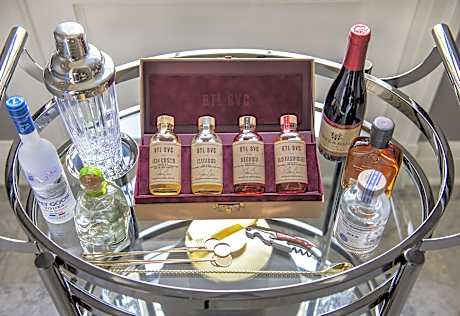 Deluxe Two Double Beds