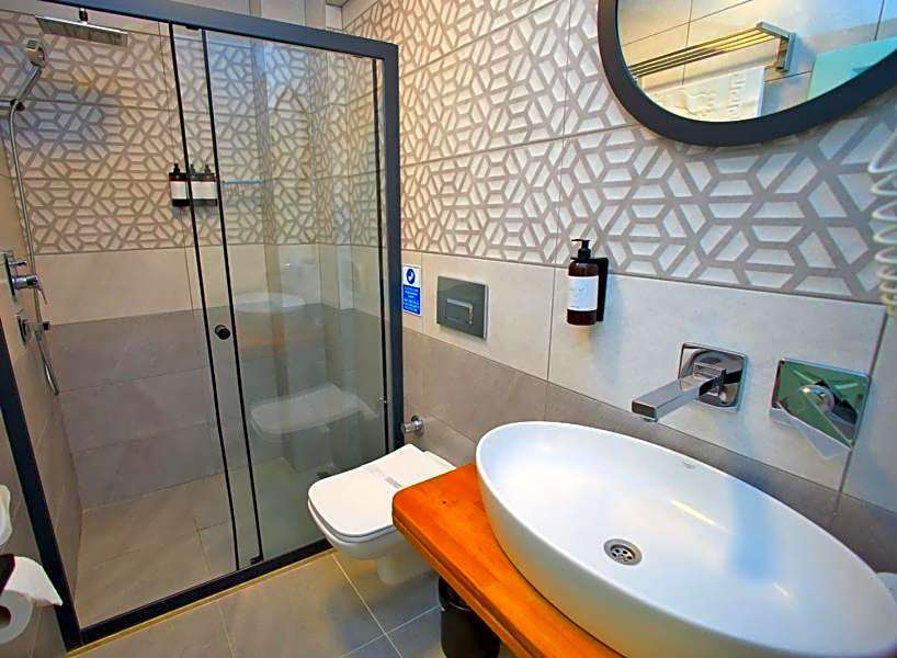 west coast boutique hotel