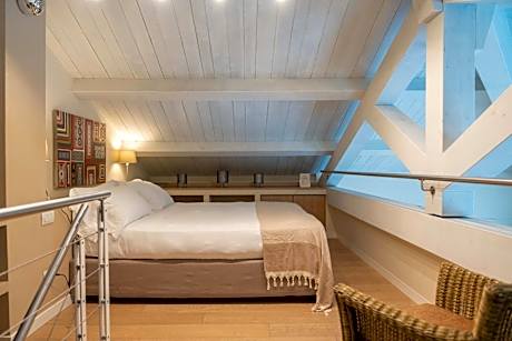 Family Suite - Split Level