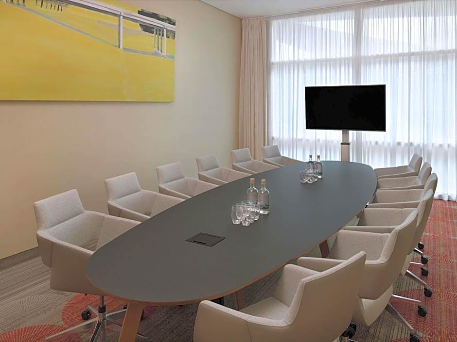 Mövenpick Hotel Amsterdam City Centre