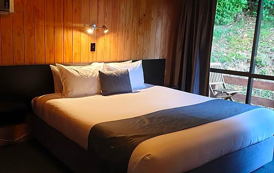 Photo 1 of 7 of 2 Bedroom Chalet