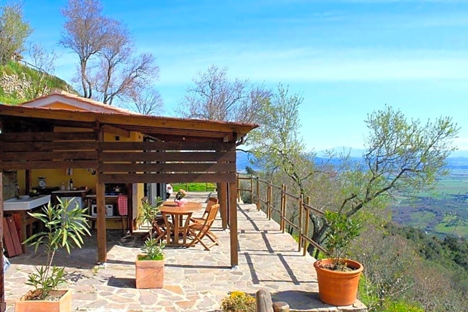 Agriturismo Le Guazze Bone