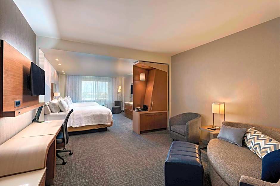 Courtyard by Marriott Houston Sugar Land/Lake Pointe