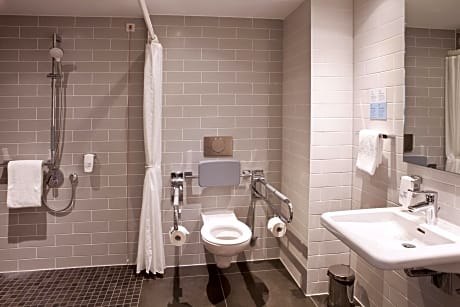 Standard Room - Disability Access