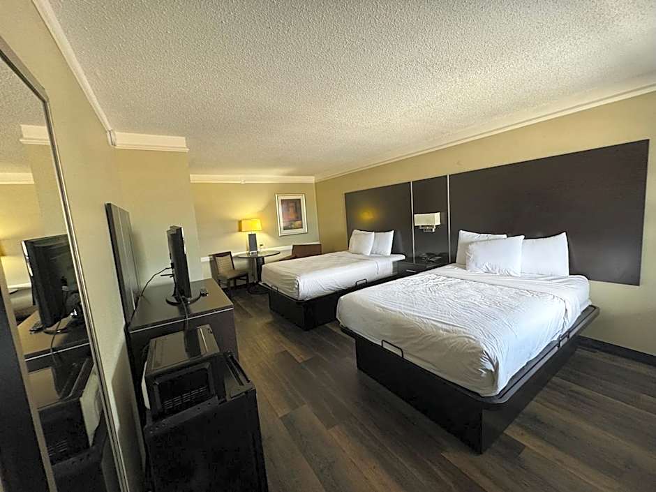 Quality Inn & Suites Tuscaloosa near University