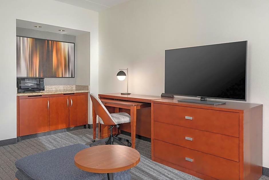 Courtyard by Marriott Boston Norwood/Canton