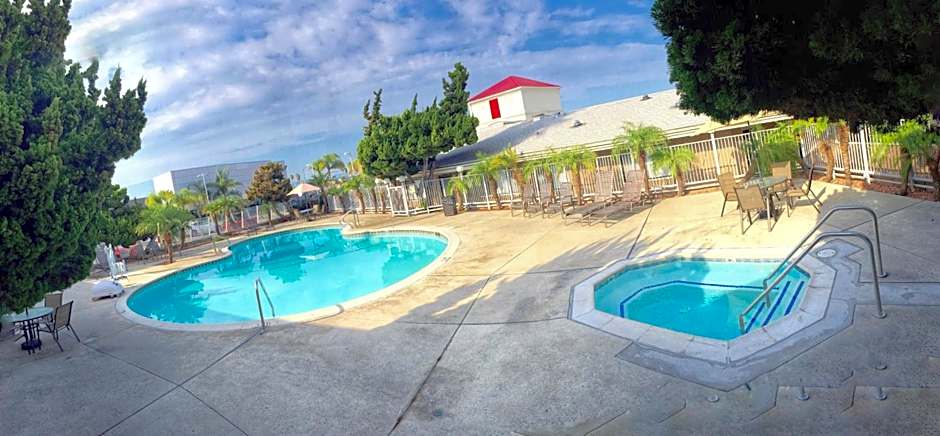 Ramada by Wyndham Torrance
