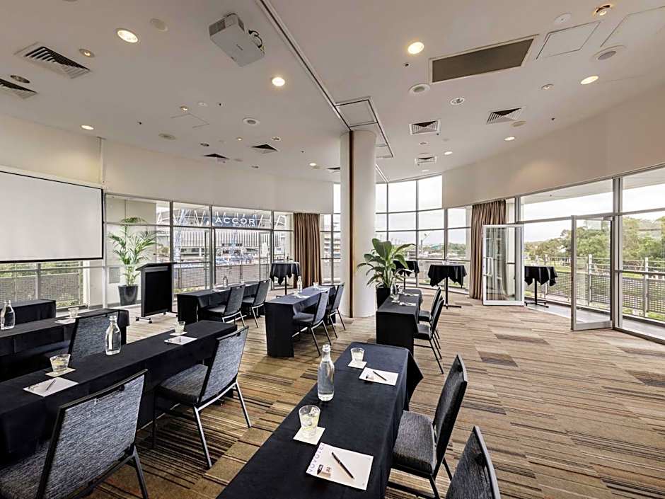 Hotel Ibis Sydney Olympic Park