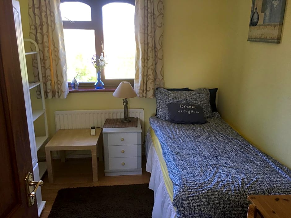 The Cedars House B&B