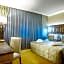 Cadence Design Hotel