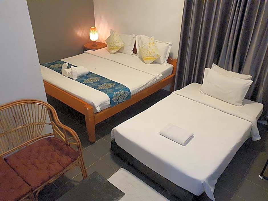 Mittali Hotel