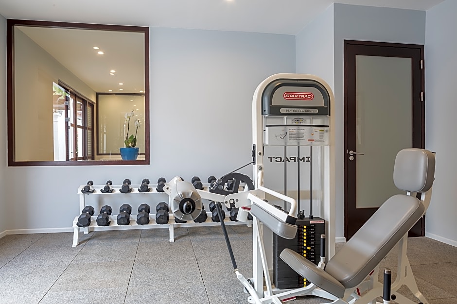 Floris Suite Hotel-Spa and beach Club