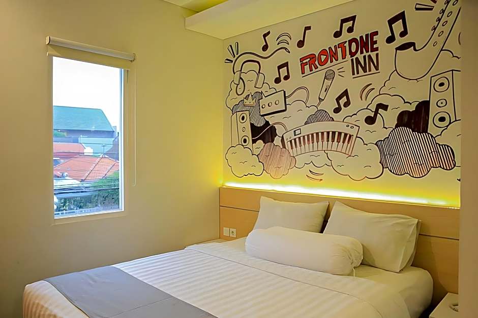 Front One Inn Sidoarjo