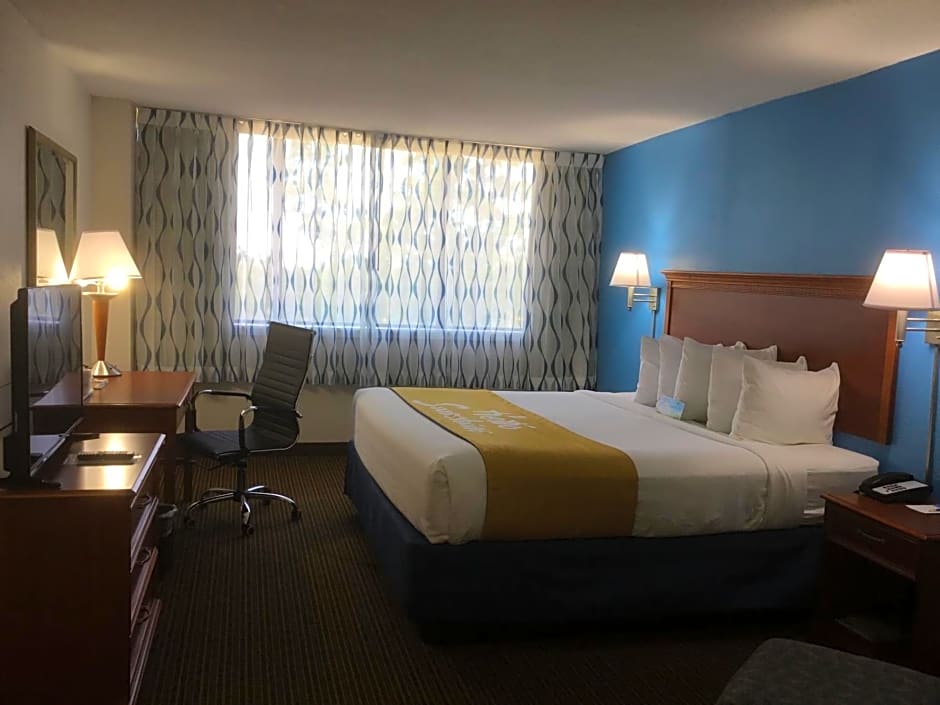Days Inn & Suites by Wyndham Tallahassee Conf Center I-10
