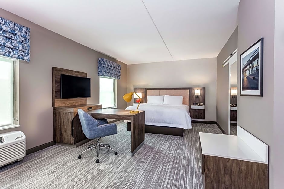 Hampton Inn By Hilton & Suites Kittery