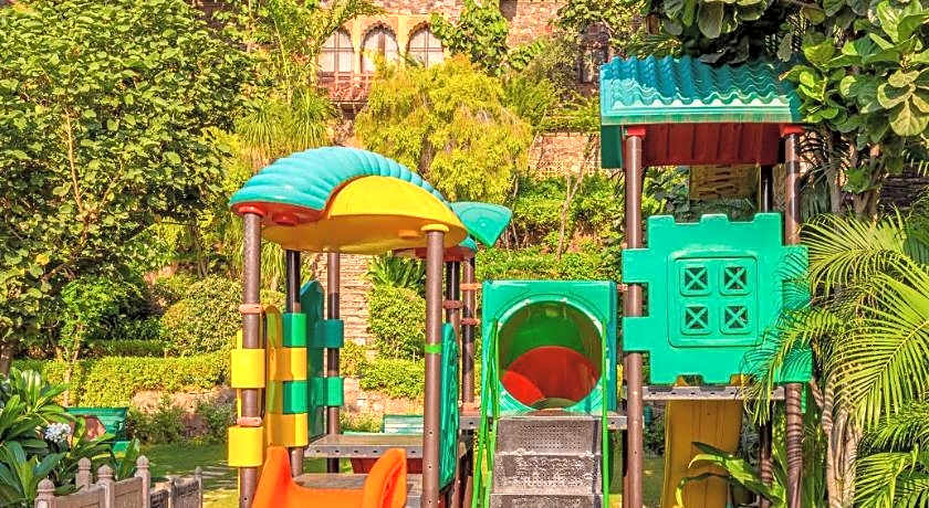 Neemrana Fort-Palace