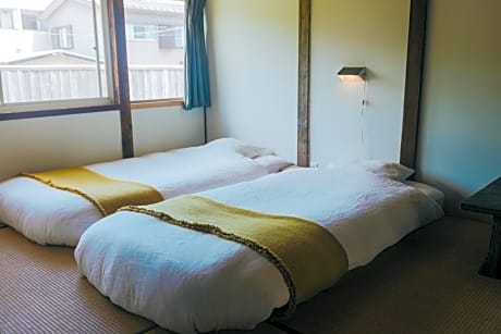 Twin Room with Shared Bathroom