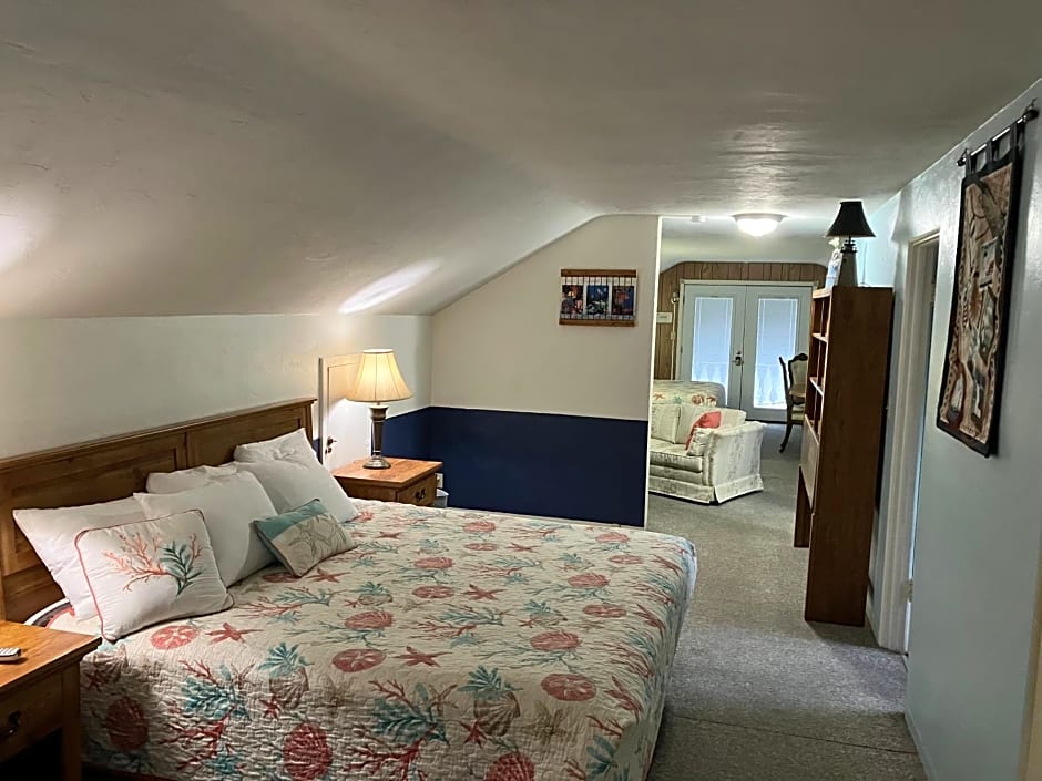 Lighthouse Inn