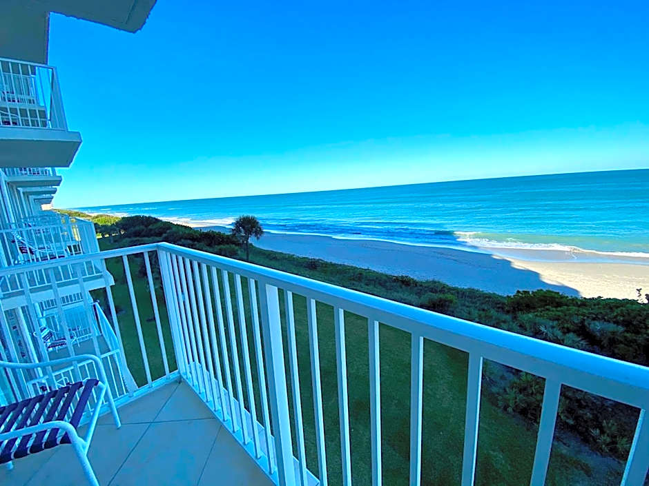 Radisson Suite Hotel Oceanfront