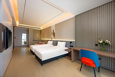 Standard Double Room with Two Double Beds - High Floor