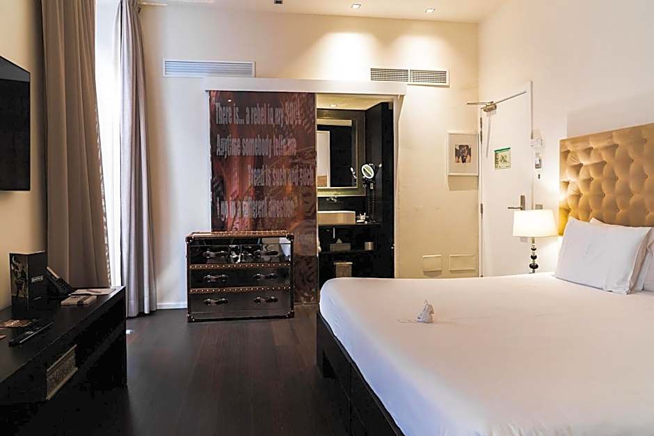 Puro Hotel Oasis Urbano