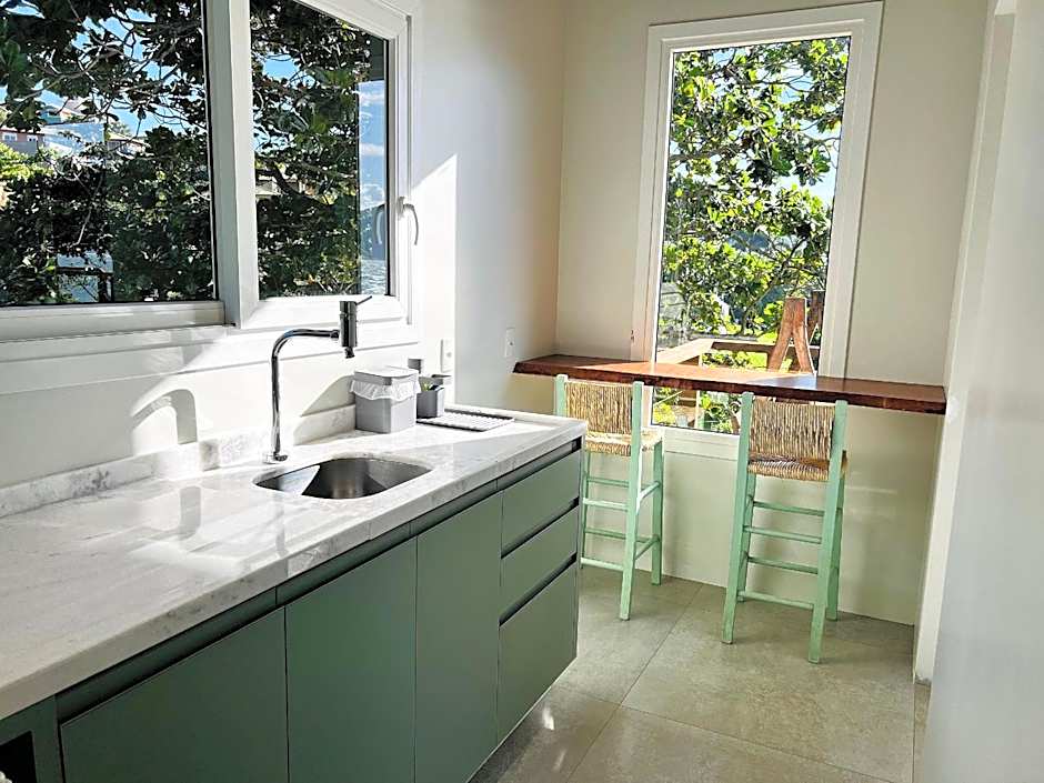 Spa Jacuzzi, Lareira, Beira mar, 4 Suítes