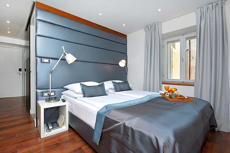 Jupiter Luxury Hotel