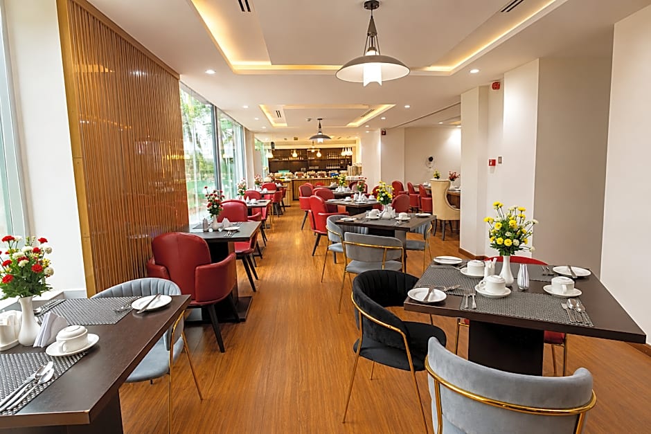 GolfView Suites and Conference Center