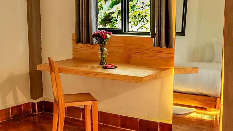 Agrado Guest House