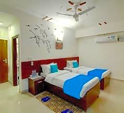 Hotel Staayz Premium