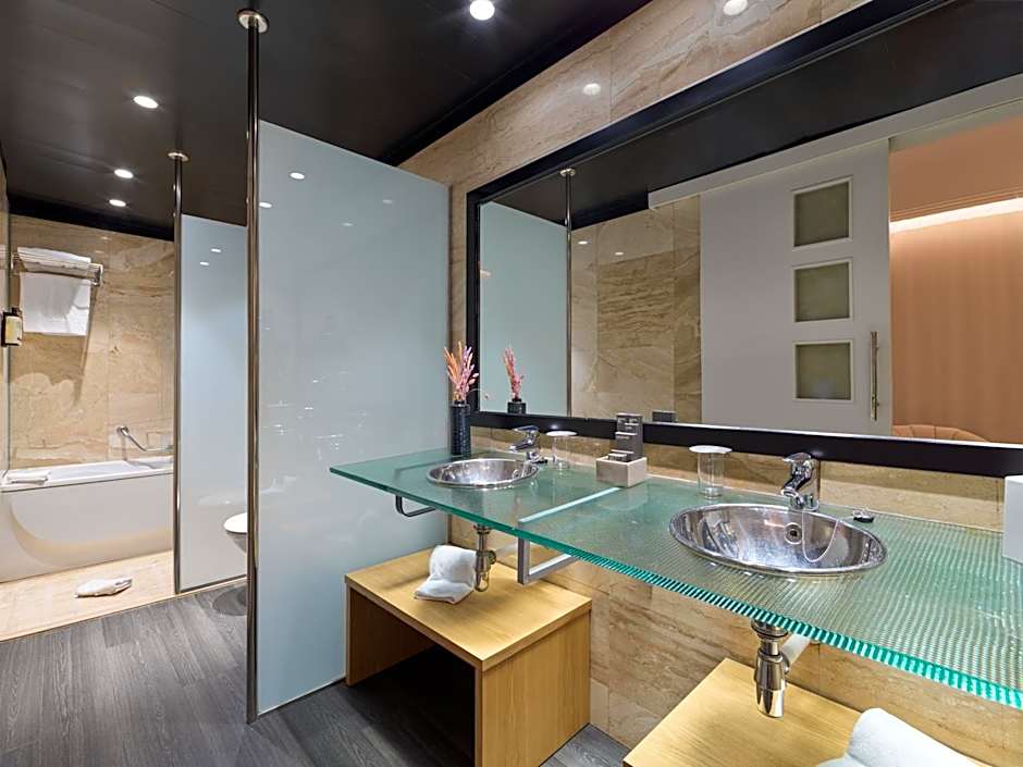 H10 Marina Barcelona Hotel