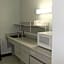 Residence & Conference Centre - Welland
