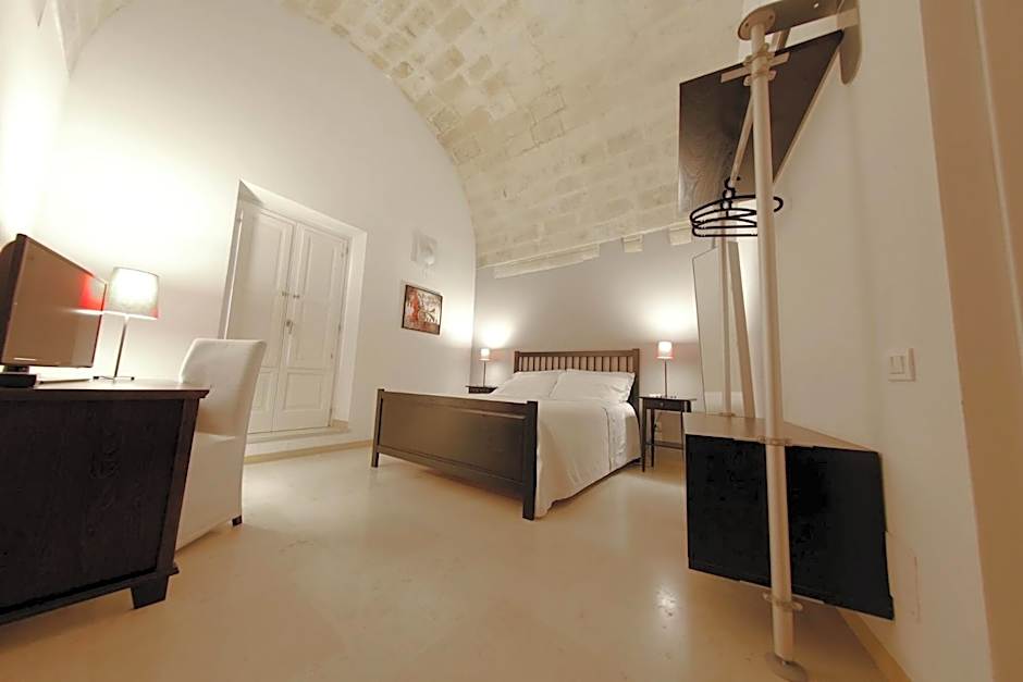 Le Malve Cave Retreat