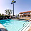 Days Inn by Wyndham Castaic Six Flags Magic Mountain