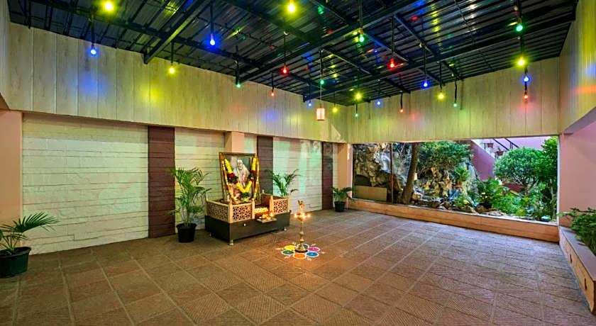 Hotel Abigail Goradia’s Shirdi