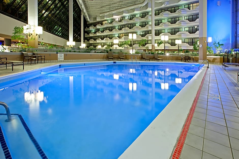 Holiday Inn Evansville Airport – Evansville, IN
