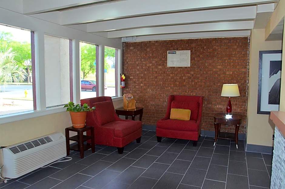 Americas Best Value Inn - Augusta Historic Downtown