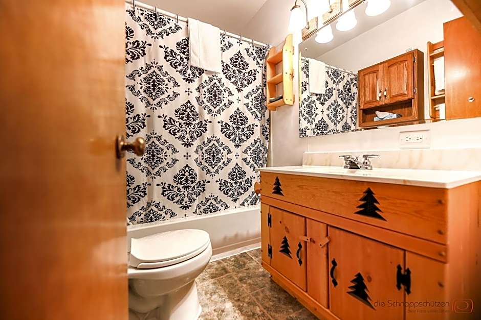 The Pines Country Inn