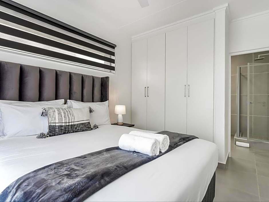 Spacious Ballito Village Apartment