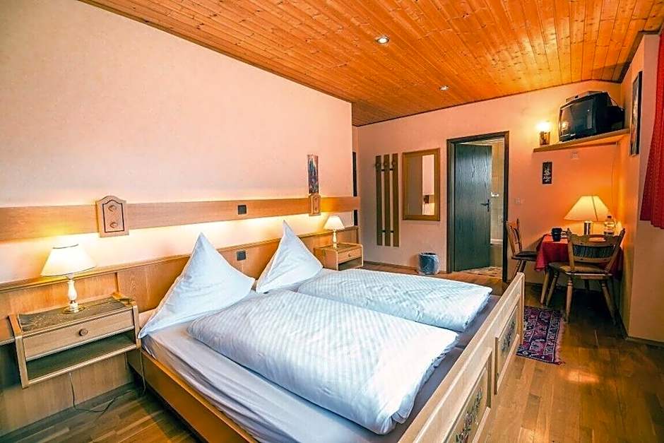 Waldhotel