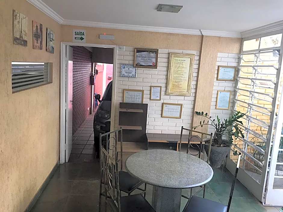 Pousada Hostel Universitário