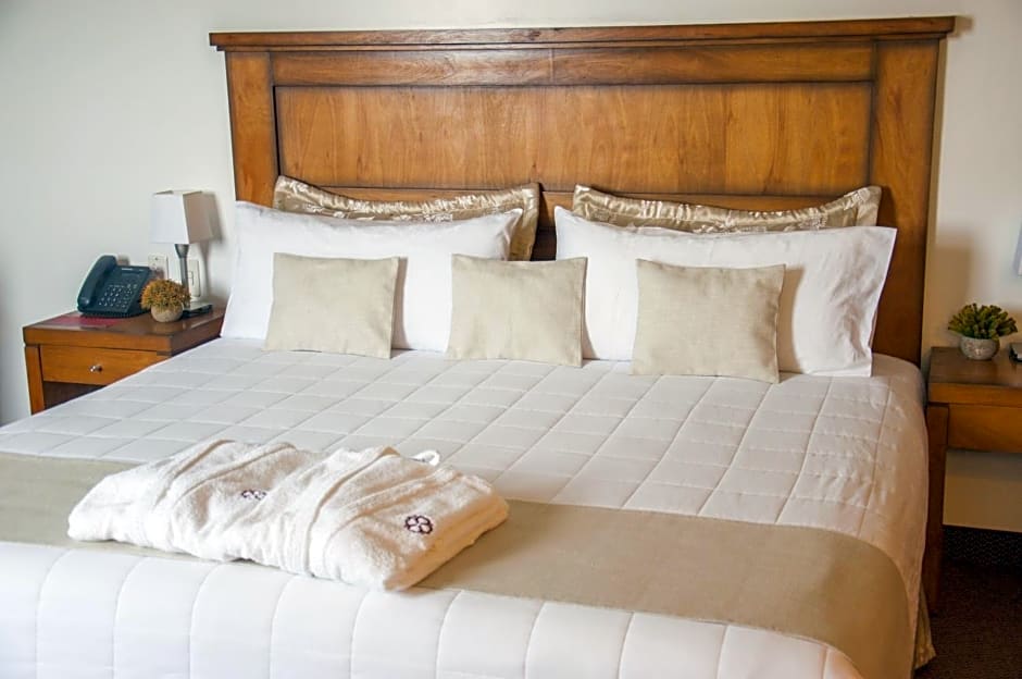 De la Trinidad Hotel