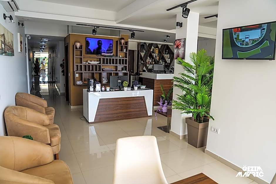 Hotel Mediterraneo Liman FREE PRIVATE BEACH FOR HOTEL GUEST