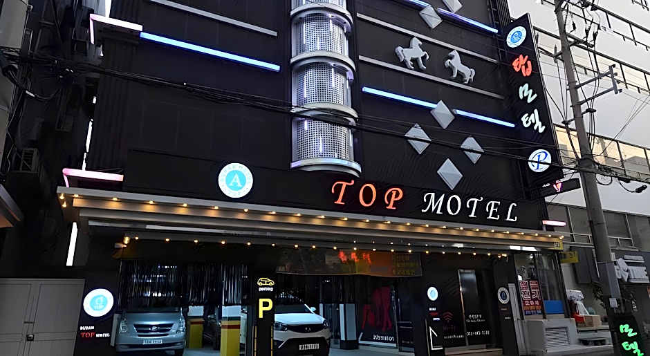Top Motel
