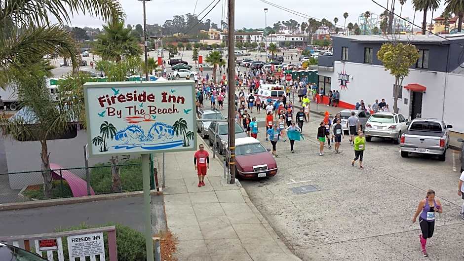 Fireside Inn By The Beach Boardwalk & Bowling
