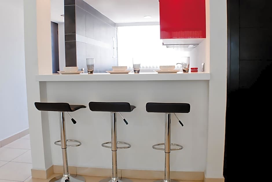 Ramada by Wyndham Acapulco Hotel & Suites