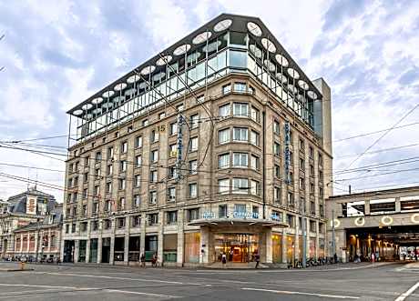 Hotel Cornavin Geneve