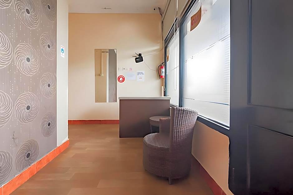 RedDoorz near Pasar Klandasan Balikpapan